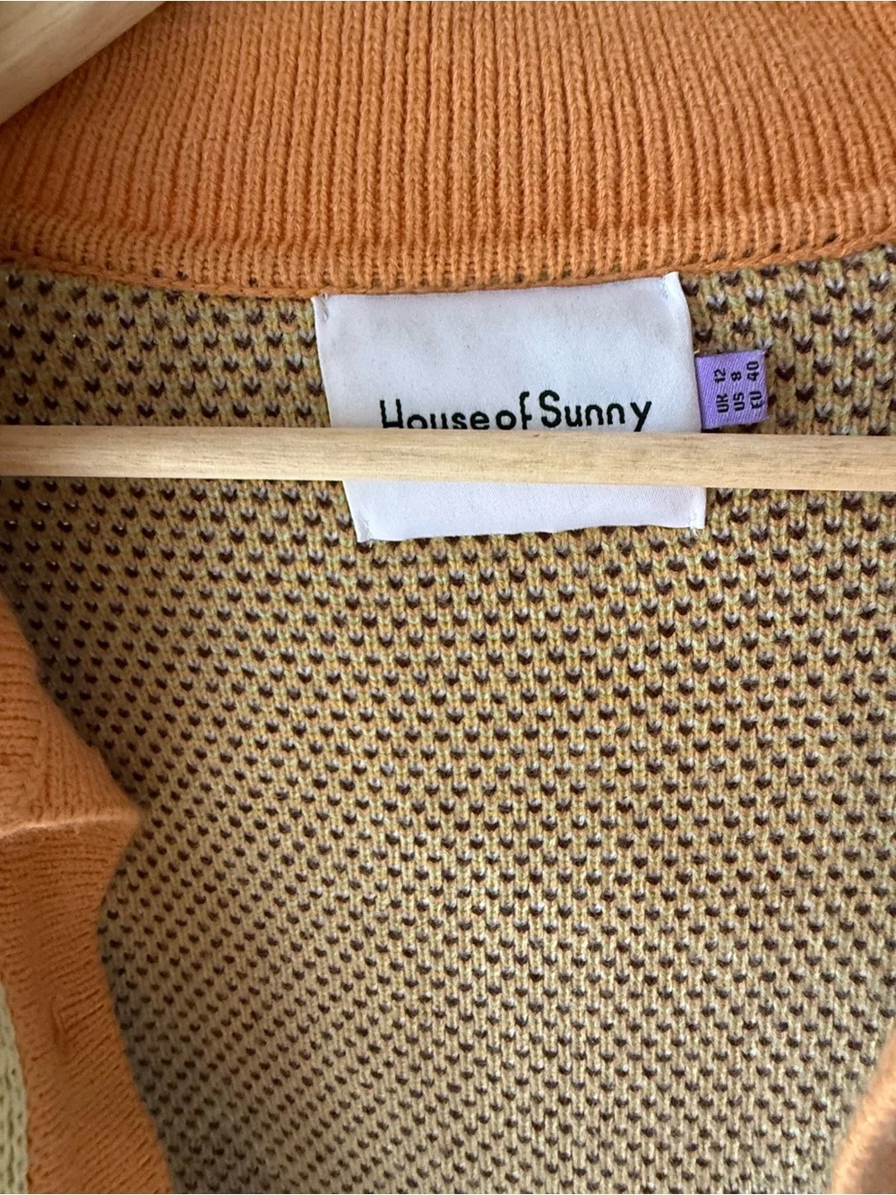 House Of Sunny Cardigan Daytripper Vol 1  4 - Picture 4 of 9